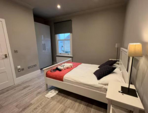 Gracious apartment